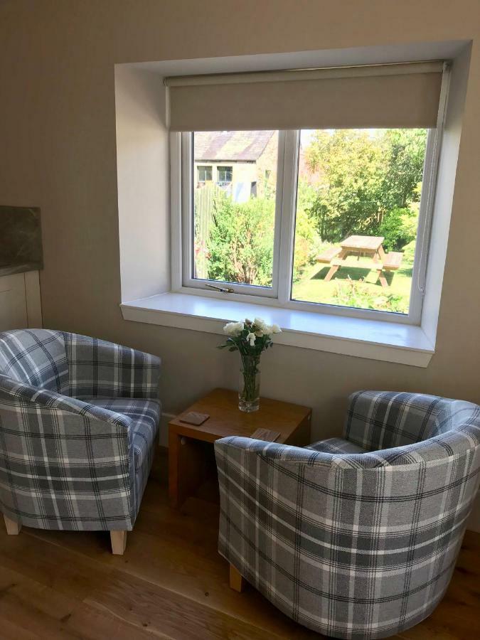 Self-Contained Studio City Centre Location Inverness Exteriör bild